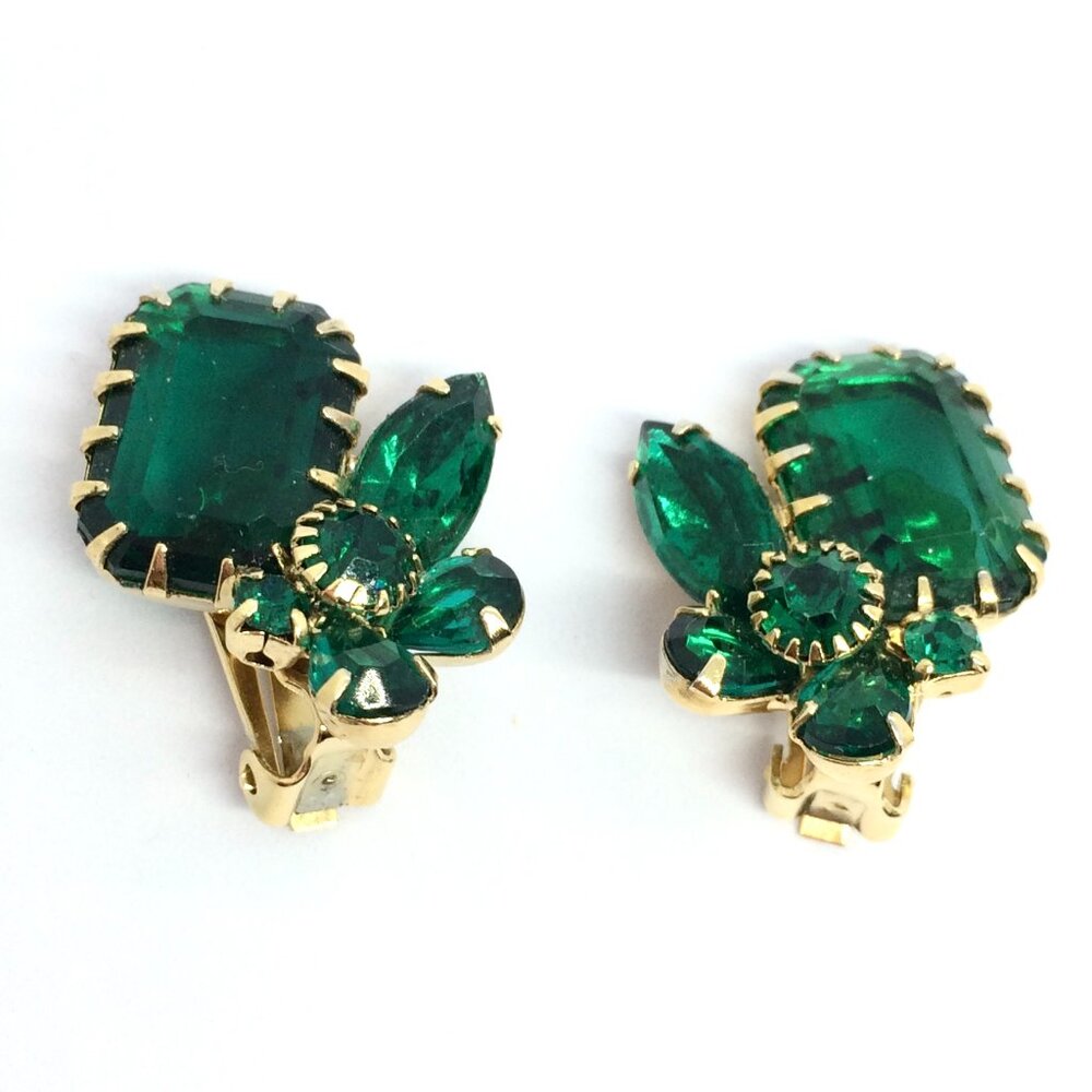 VINTAGE EMERALD Rhinestone Brooch  Earring Set Green Glass Prong Clip on MCM - Picture 7 of 16
